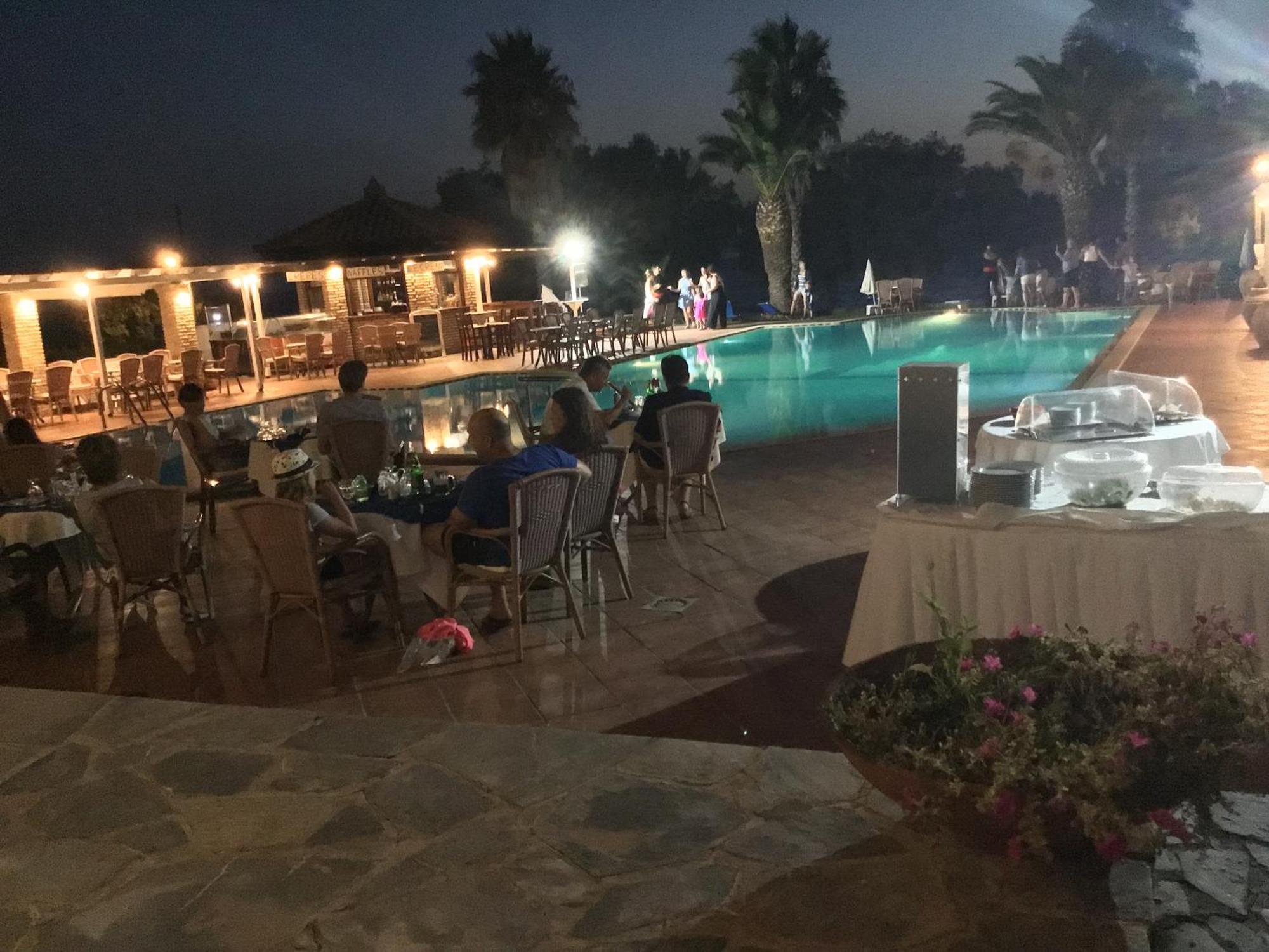 Hotel Oasis Kyparissia