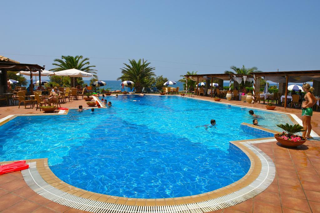 Hotel Oasis Kyparissia