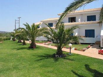 Hotel Oasis 3*