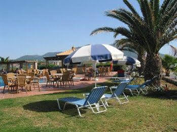 Hotel Oasis Kyparissia