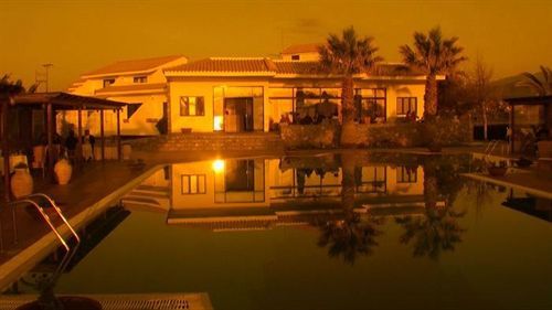 Hotel Oasis 3*