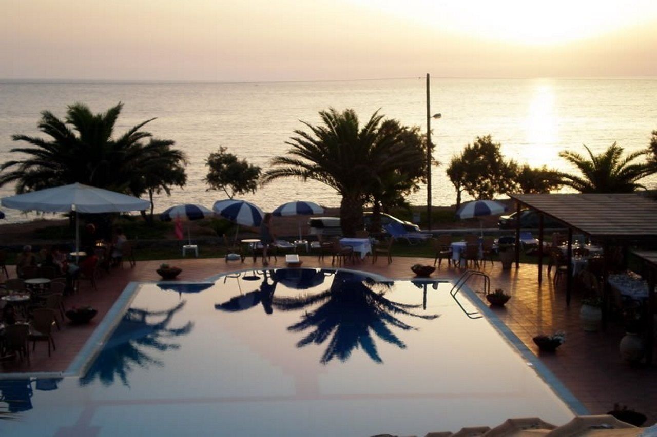 Hotel Oasis